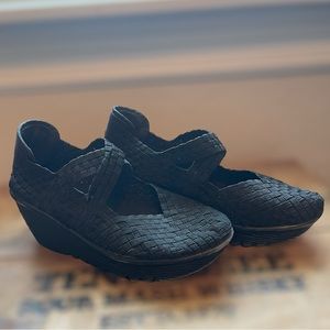 Bernie Mev Black Wedge Shoes